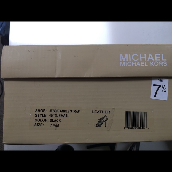 👠 Michael Kors Size 7 1/2 Leather Black Shoes - Picture 8 of 9